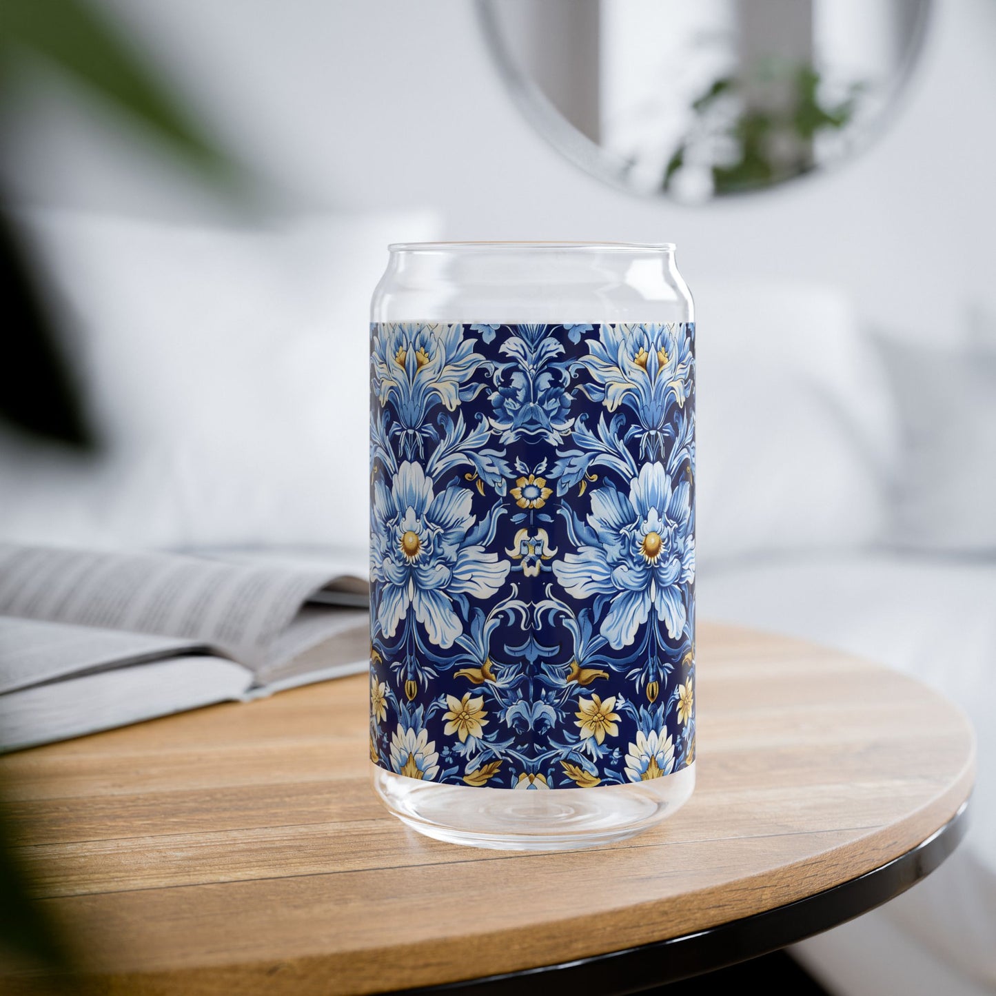 British Heritage Floral Sipper Glass Tumbler - 16 oz - Sip in Aristocratic Elegance with Every Sip!