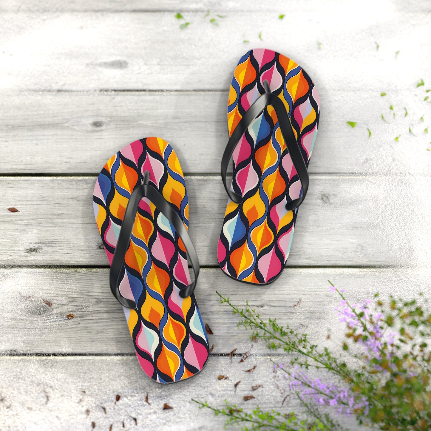 Lattice Dreams Flip Flops. 5/8" Thick Comfortable Summer or Winter Gym/Sauna Footwear for Men and Women.