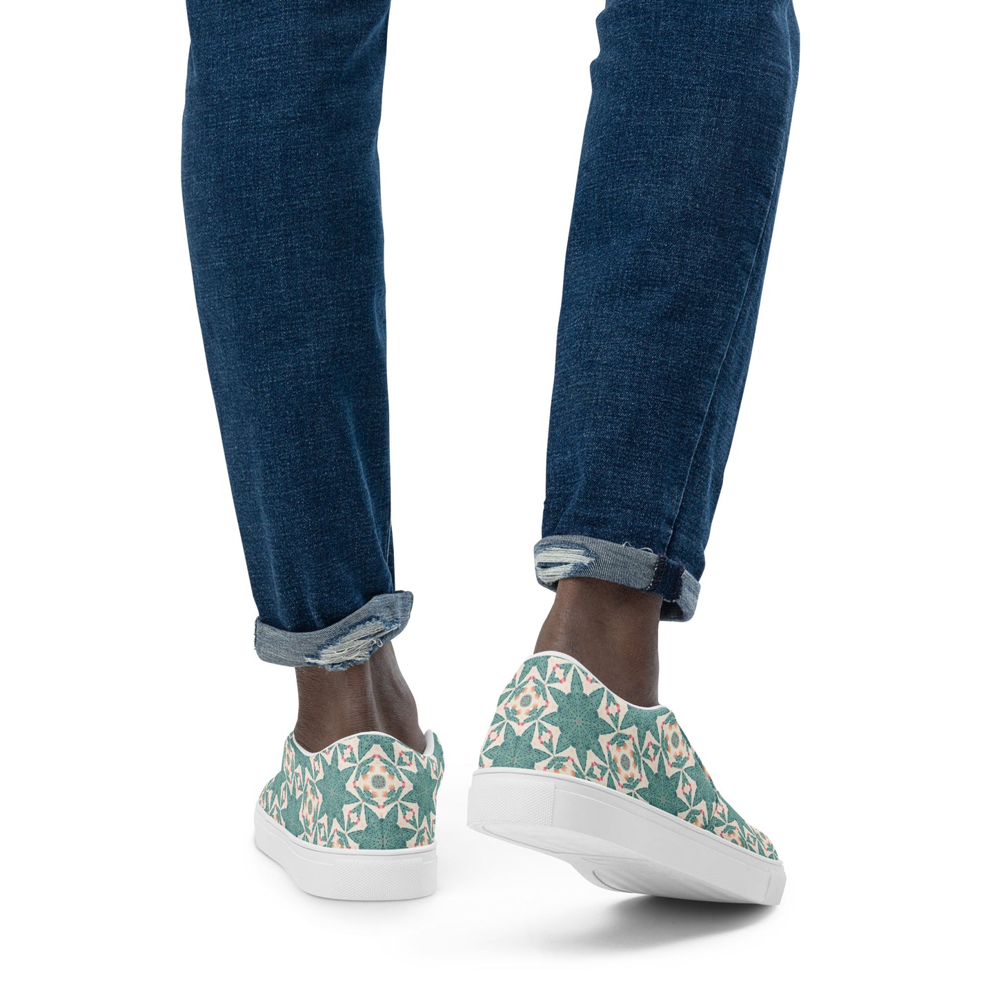 Desert Cactus Star Men’s Slip-On Canvas Shoes - Slip into Style Inspired by the Desert Landscapes--Comfort that Never Compromises on Cool!