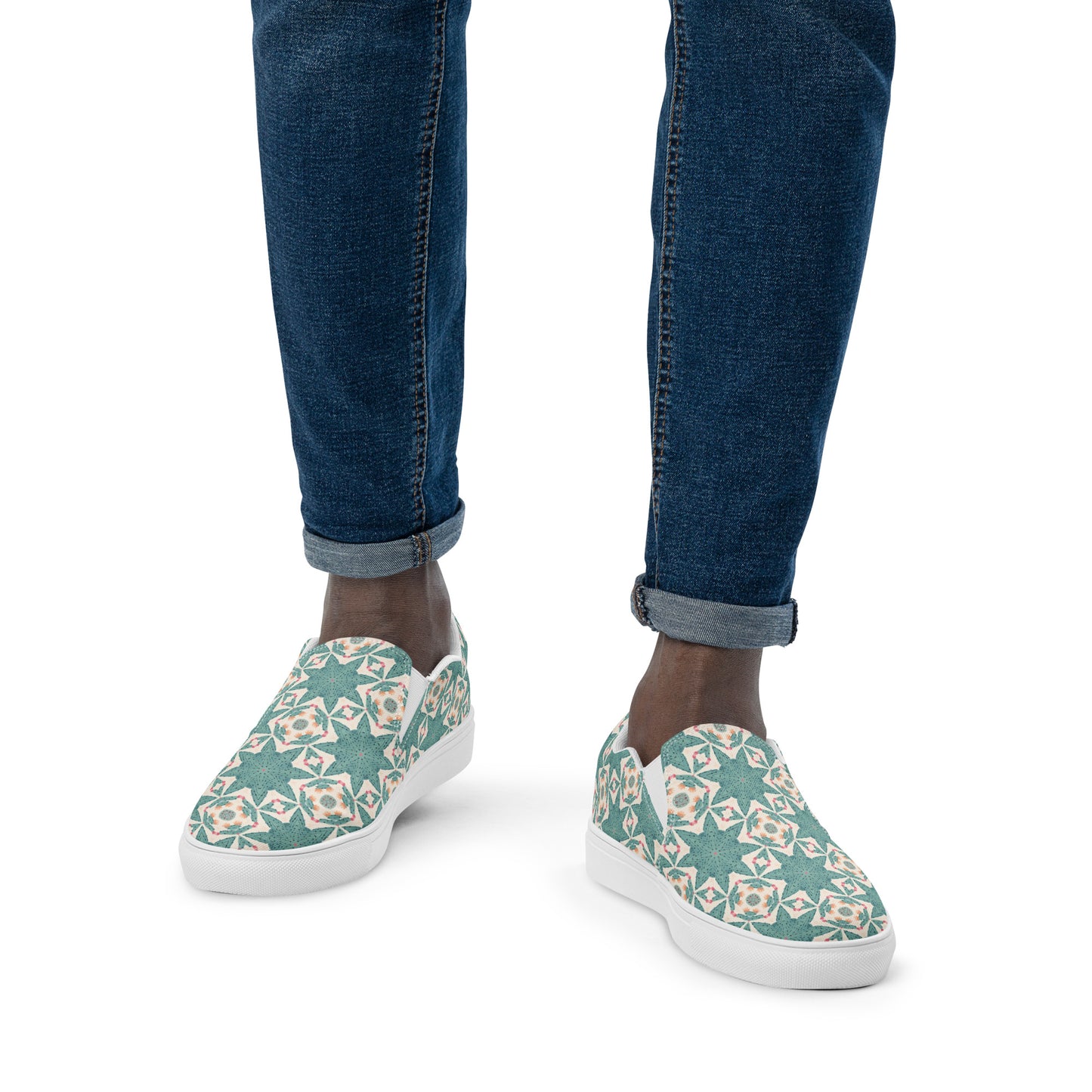 Desert Cactus Star Men’s Slip-On Canvas Shoes - Slip into Style Inspired by the Desert Landscapes--Comfort that Never Compromises on Cool!