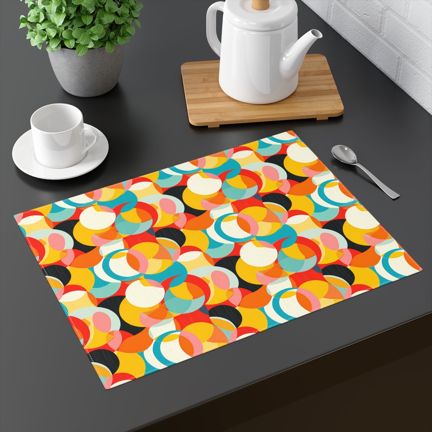 Mod Circle Medly Placemat - 18" x 14".