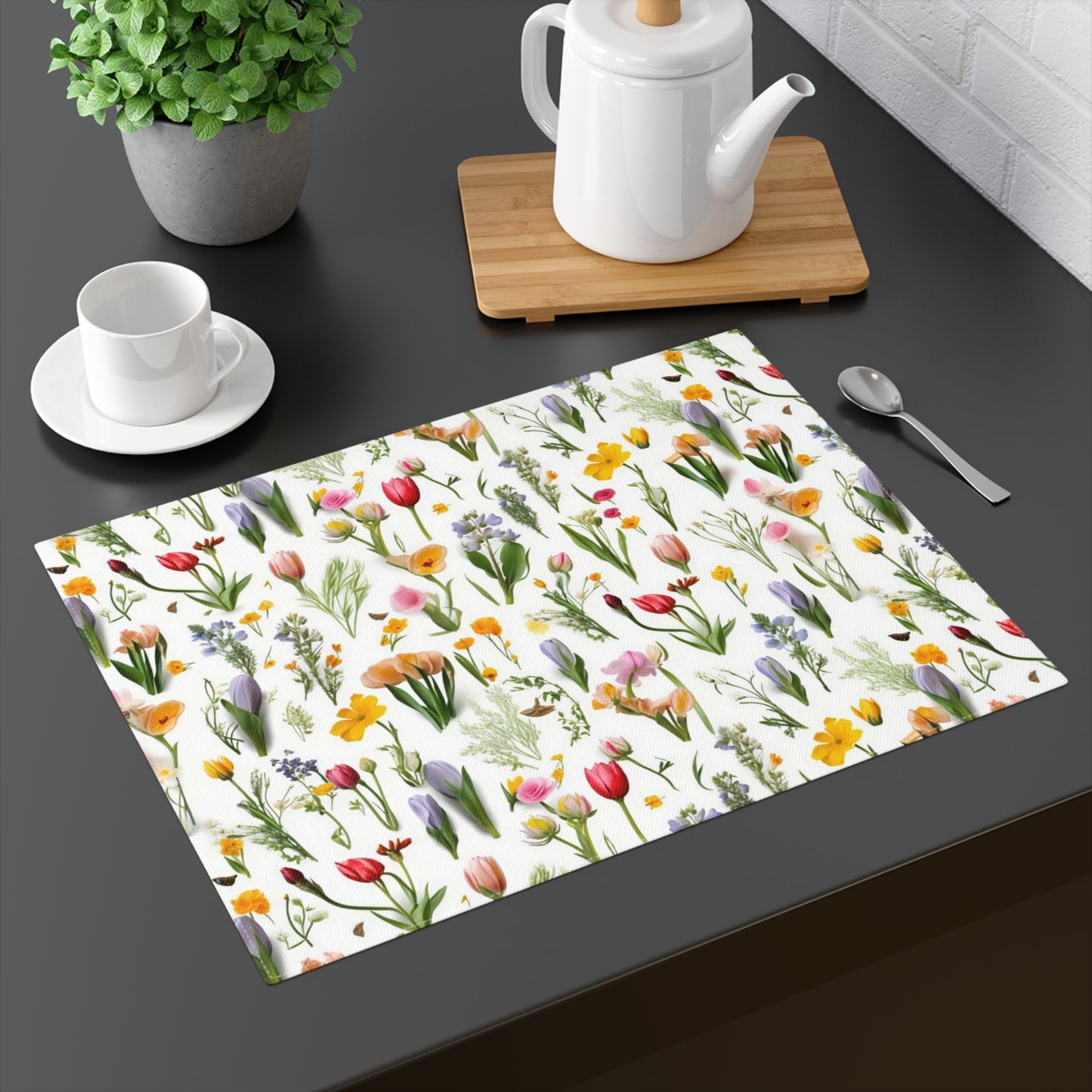 Spring Floral Placemat - 18" x 14".